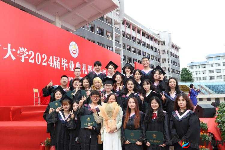 JUL-965 毕业典礼之后：新的征程开启